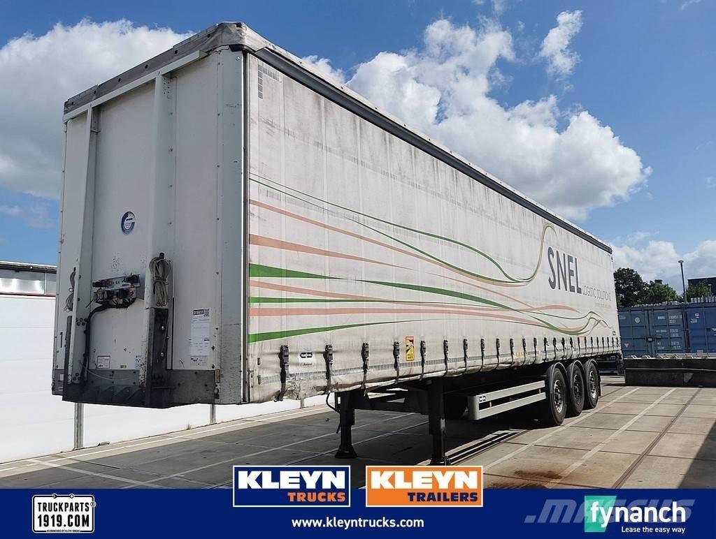 Van Hool A3C002 Semi-trailer med Gardinsider
