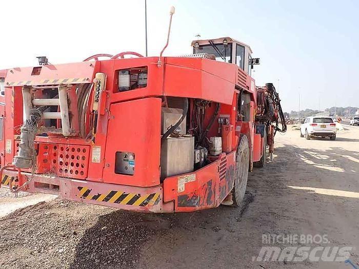 Sandvik DT821 C Overfladeboreudstyr / Borerigge