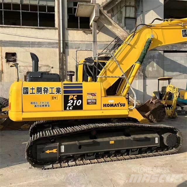 Komatsu PC 210-8 Gravemaskiner på larvebånd