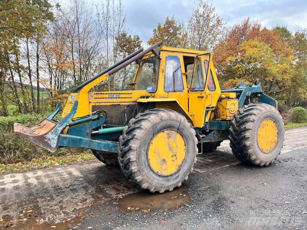 HSM 906 Skovbrugstraktorer