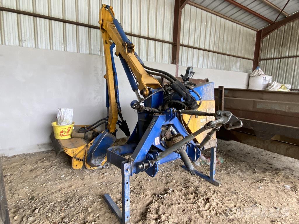 Bomford BQ500 Monterede og efterspændte slåmaskiner