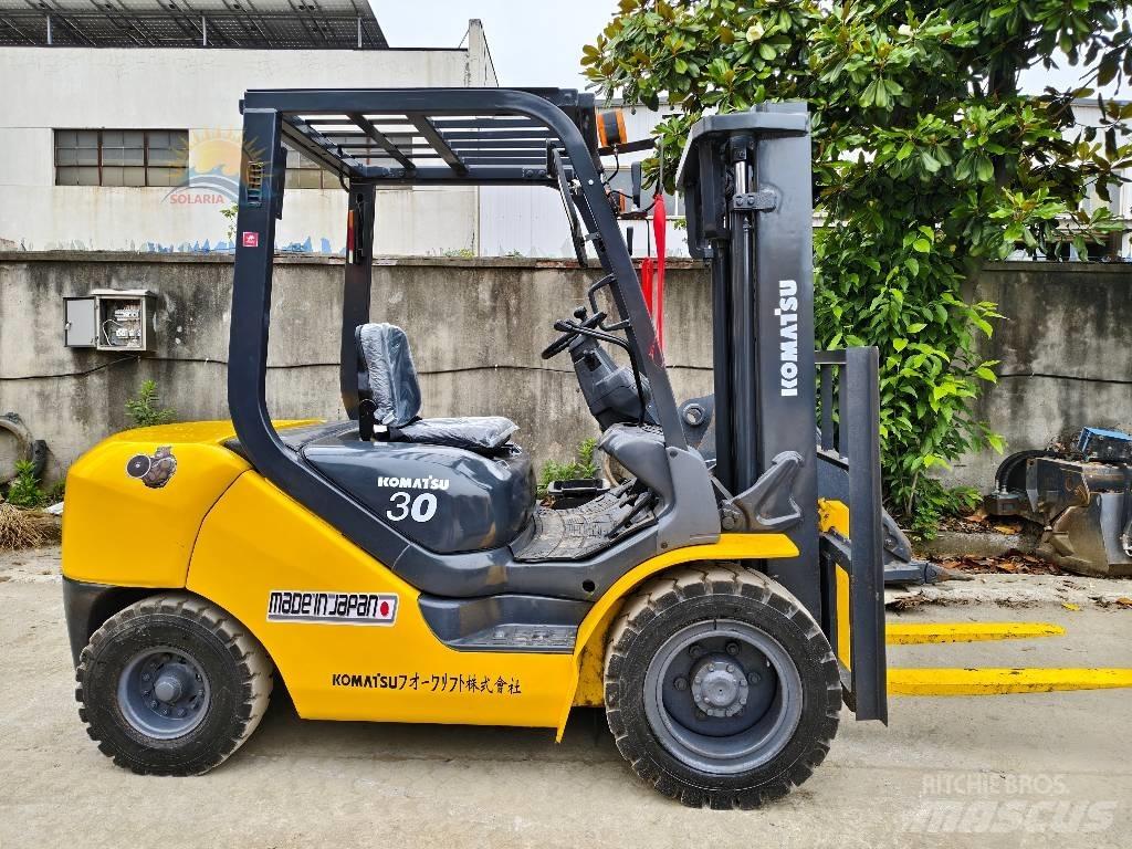 Komatsu FD 30 T-17 Diesel gaffeltrucks