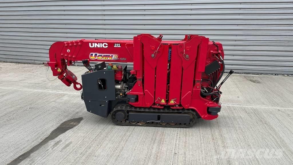 Unic URW 295 Minikraner