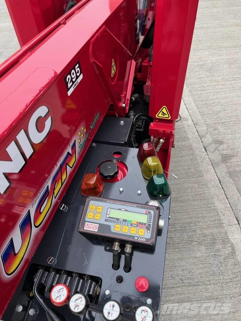 Unic URW 295 Minikraner