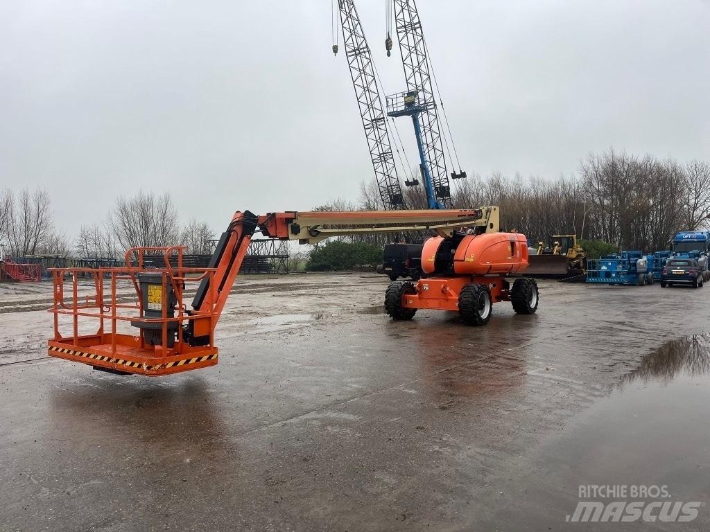 JLG 860 SJ Teleskoplifte