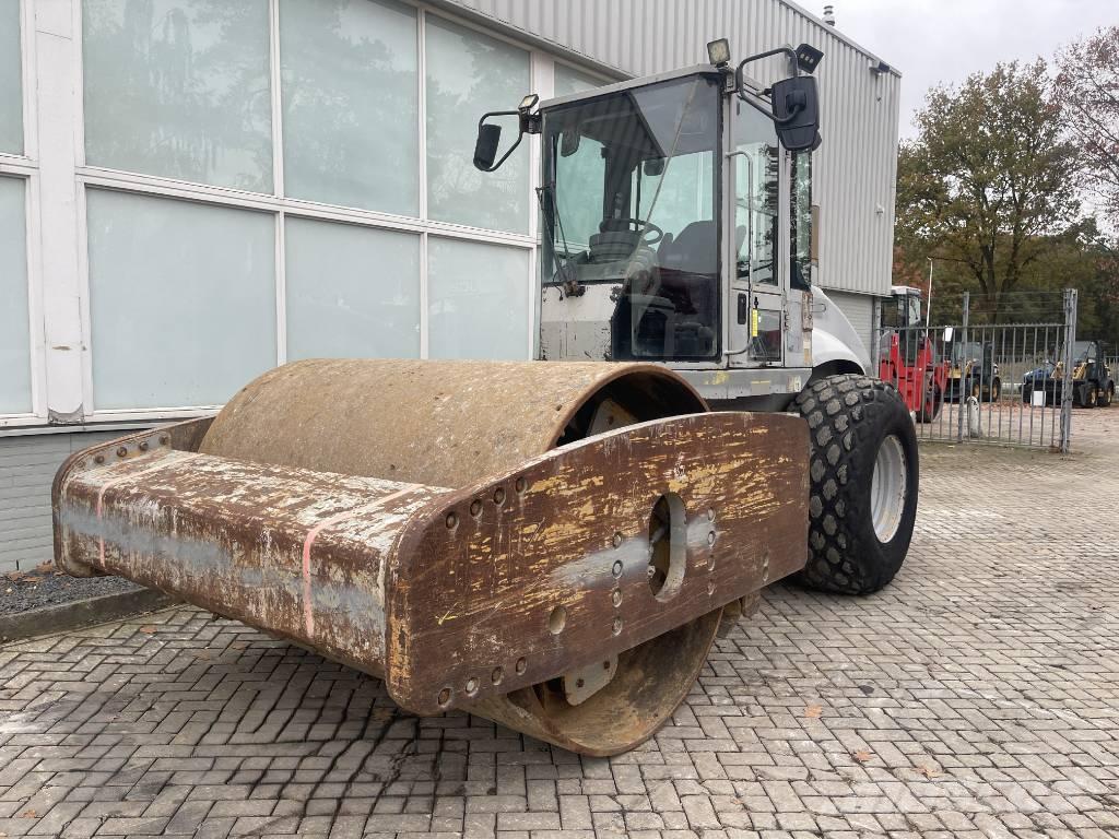 CAT CS 663 E Enkelt tromle
