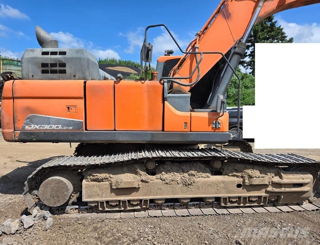 Doosan DX 300 LC-5 Gravemaskiner på larvebånd