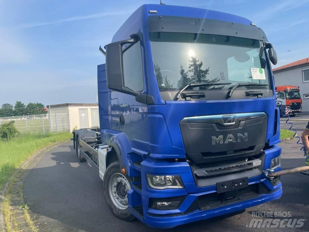 MAN TGS 26.360 Chassis