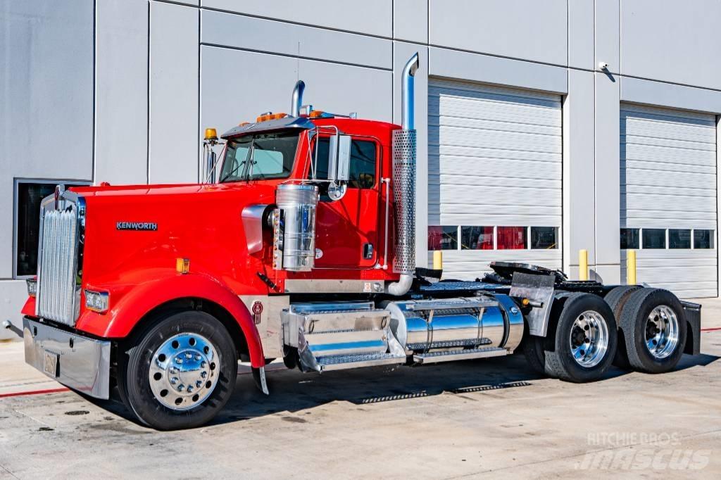 Kenworth W 900 Trækkere
