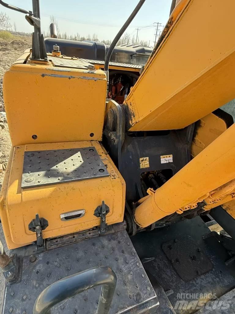 Hyundai R210W-9 Gravemaskiner på hjul