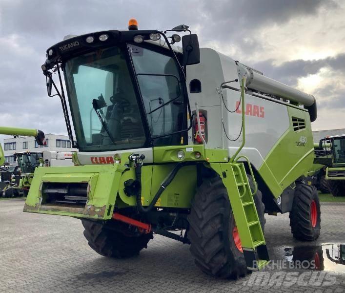 CLAAS TUCANO 430 Mejetærskere