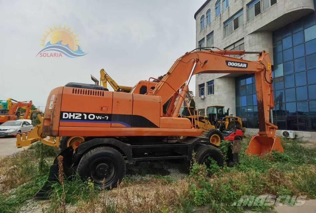 Doosan DH 210 W-7 Gravemaskiner på hjul