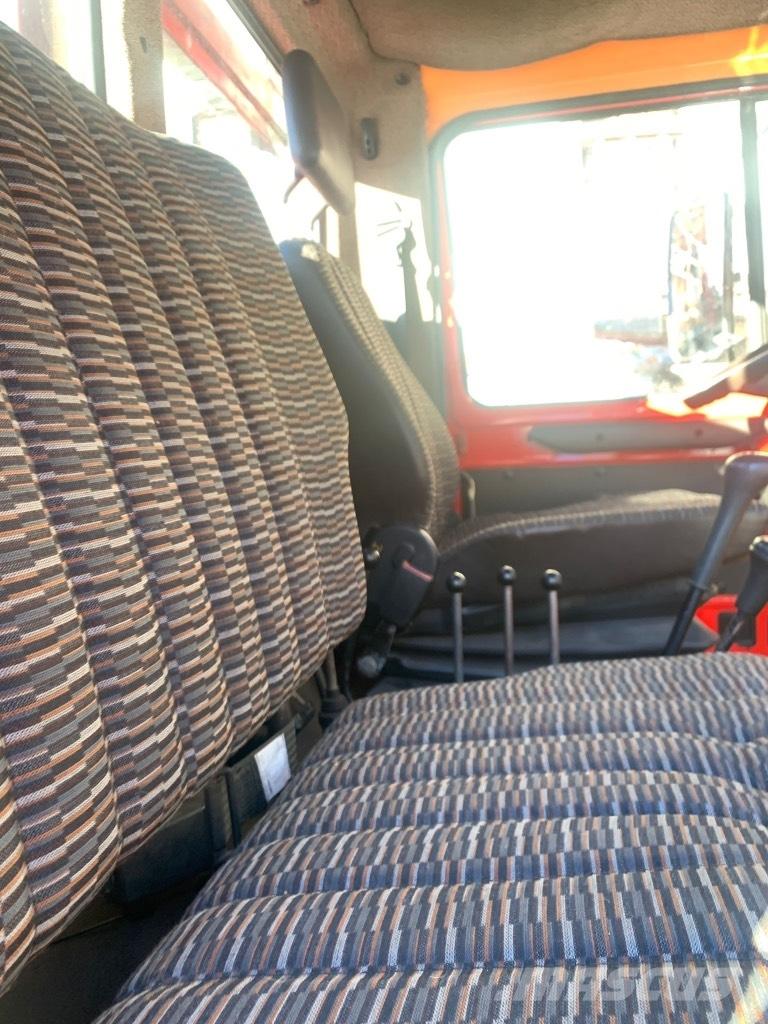 Unimog 1600 Hjælpemaskiner