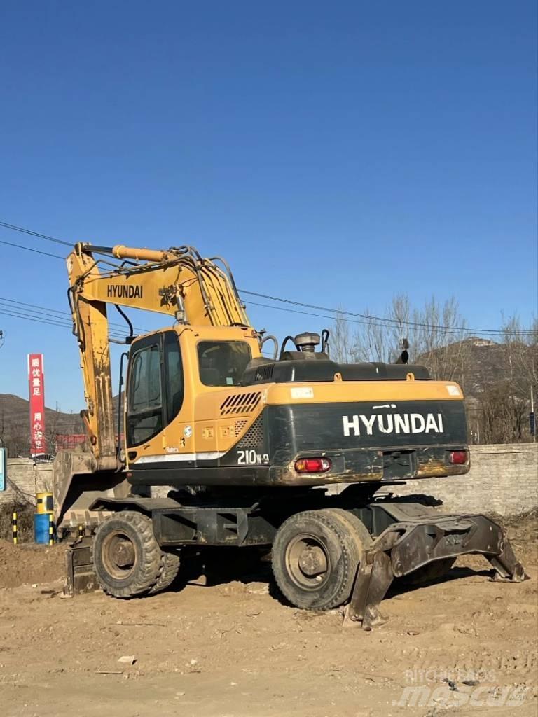 Hyundai R210W-9 Gravemaskiner på hjul