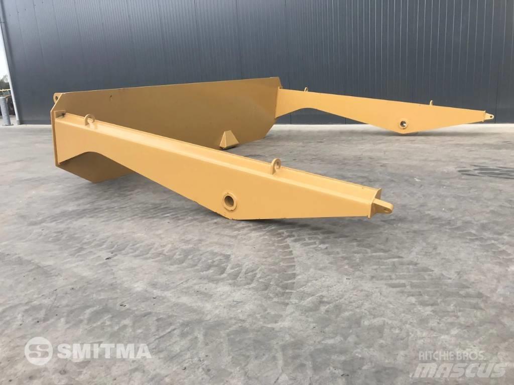 CAT 740B Bagklapper