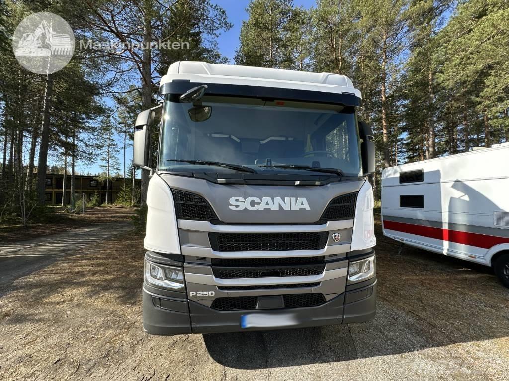 Scania P 250 Fast kasse