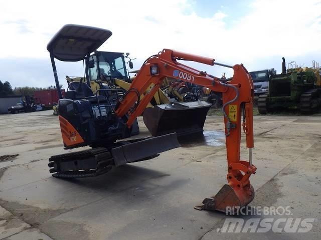 Hitachi ZX 17 U-2 Minigravemaskiner