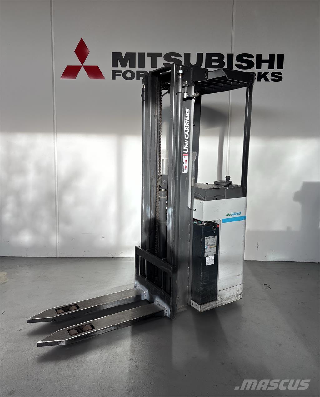 Atlet A160 Selvkørende stablere