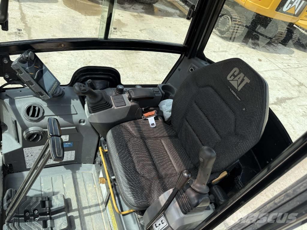 CAT 302 CR Minigravemaskiner