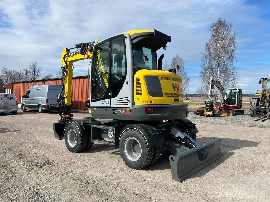 Wacker Neuson EW65 Gravemaskiner på hjul