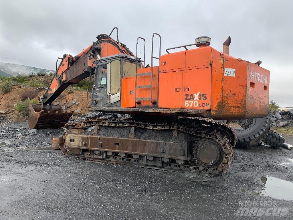Hitachi 670 LCH-3 Gravemaskiner på larvebånd