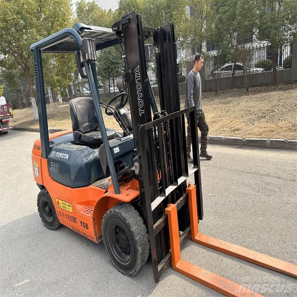 Toyota 02-7 FD F 30 Diesel gaffeltrucks