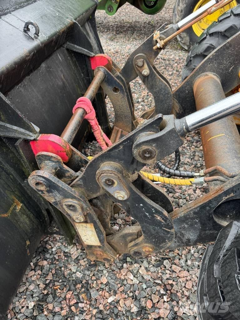 JCB 411 HT Læssemaskiner på hjul