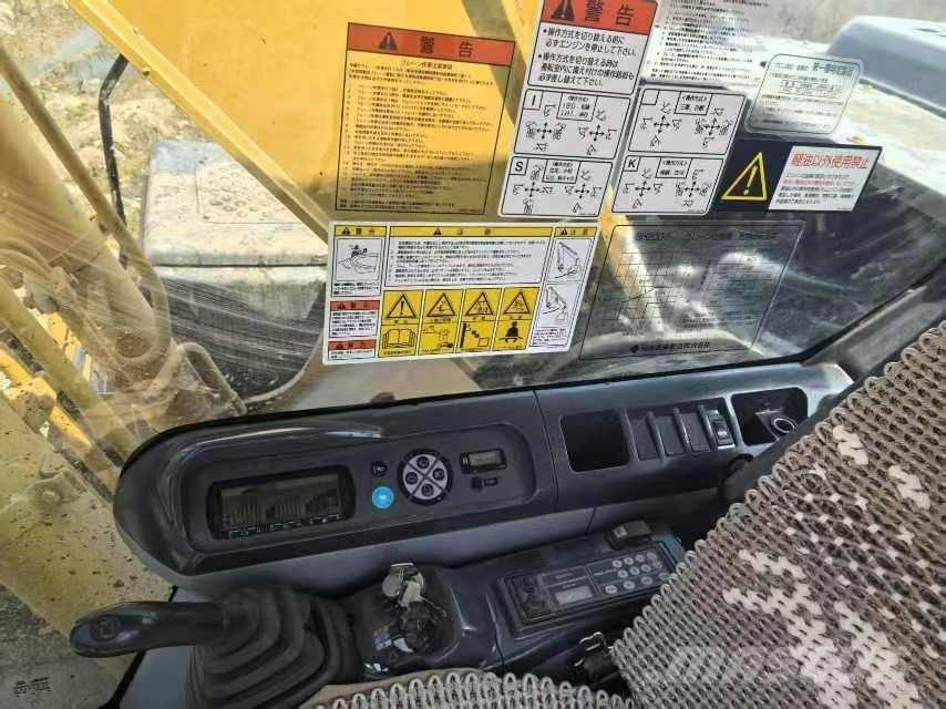 Sumitomo SH200 Gravemaskiner på larvebånd