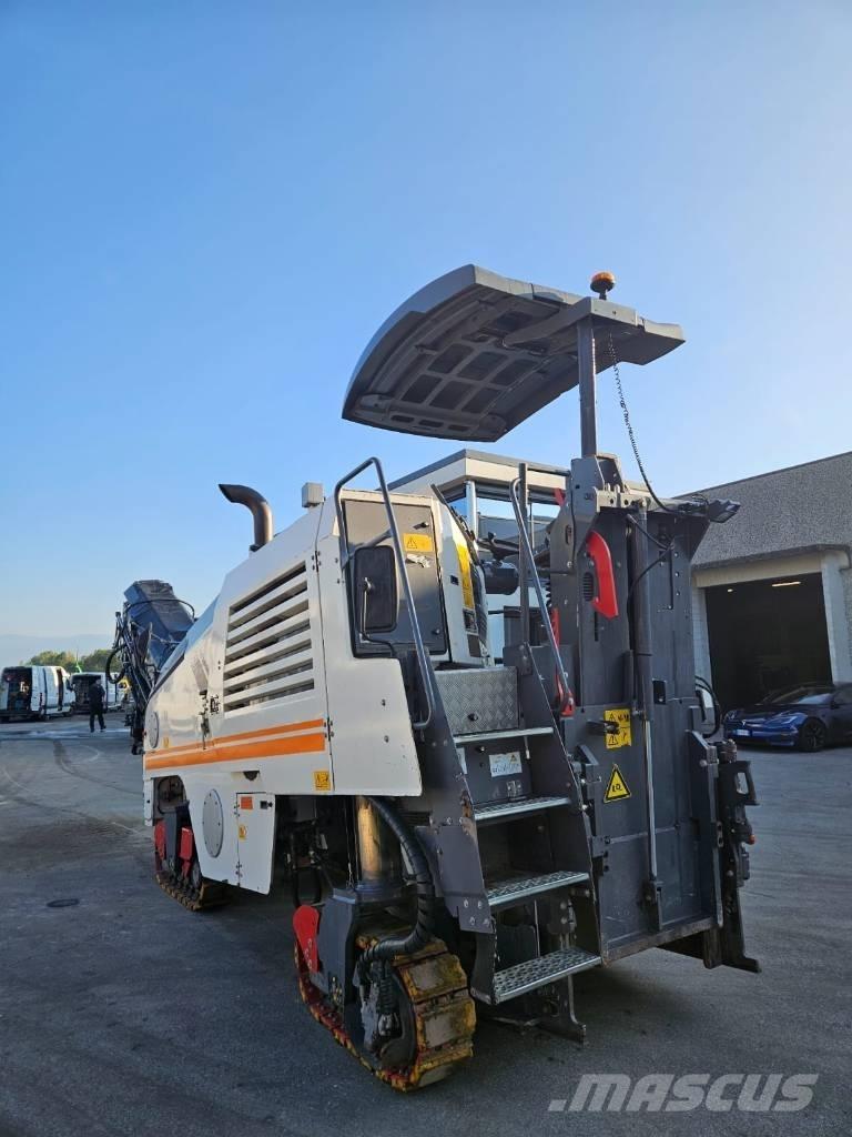 Wirtgen W 100 F Asfalt-koldfræsere