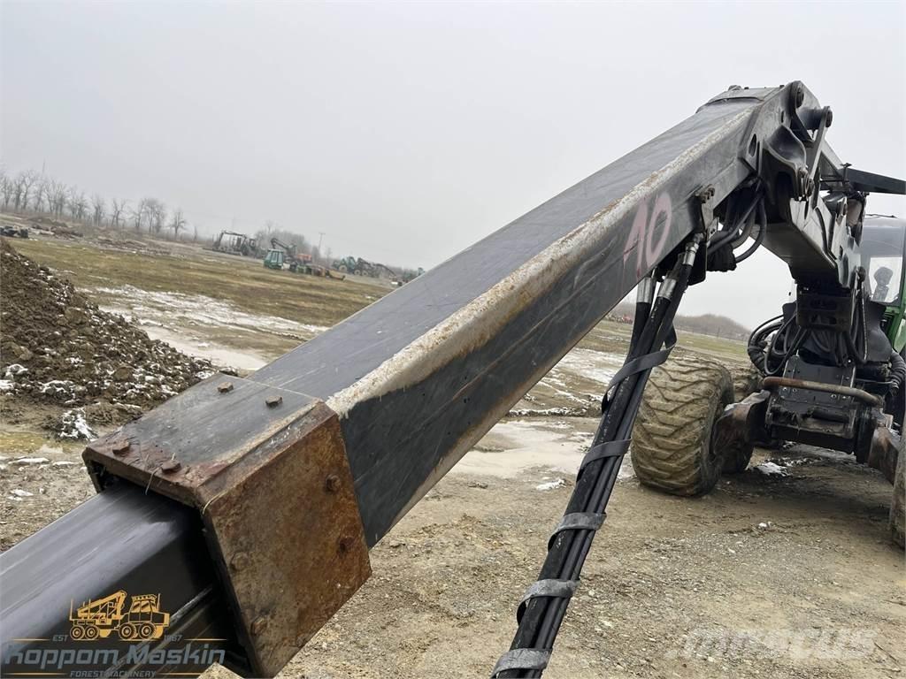 John Deere CH811 Kraner til skovningsmaskine