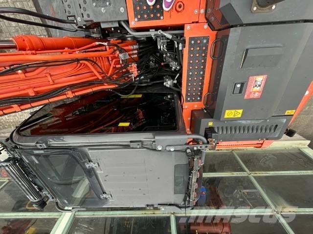 Hitachi ZX 140 W-6 Gravemaskiner på hjul