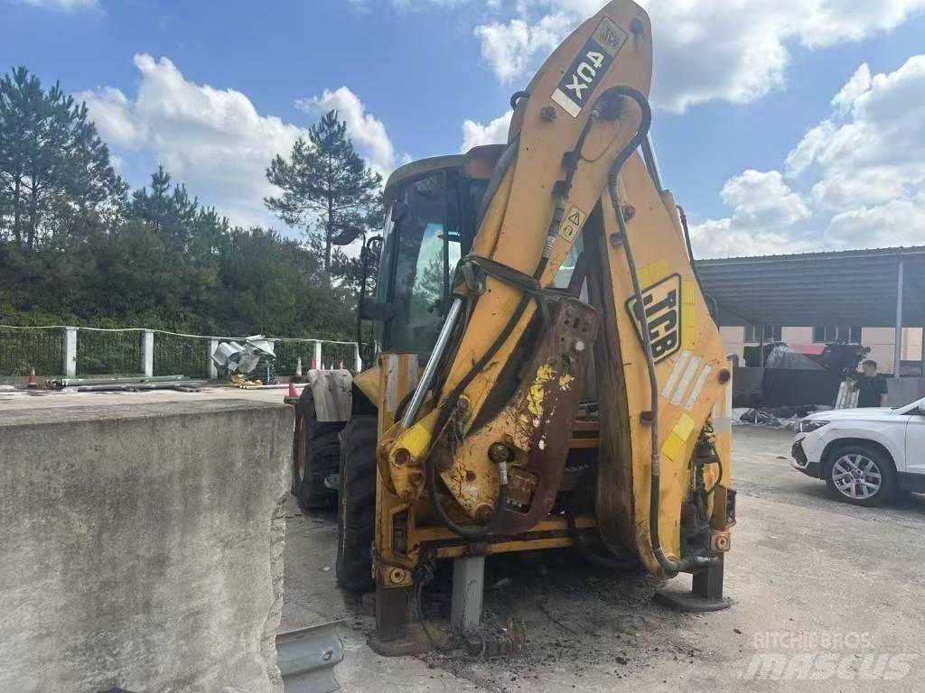 JCB 4 CX Gravemaskiner på larvebånd