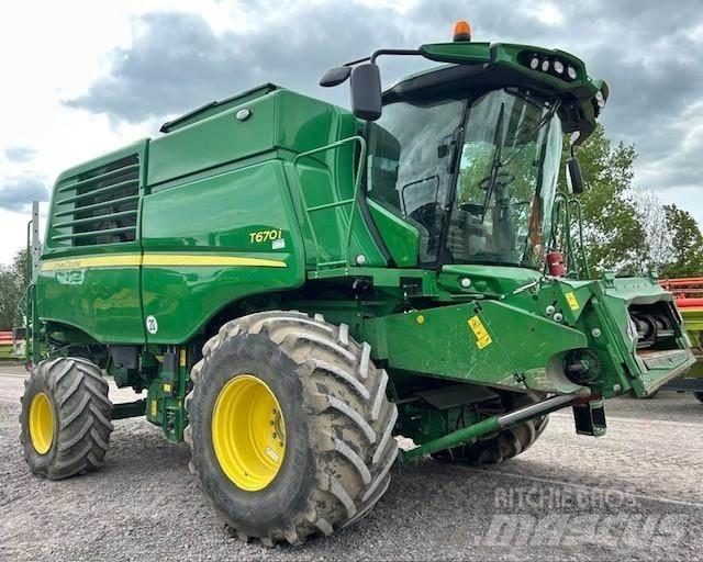 John Deere T 670 i Mejetærskere
