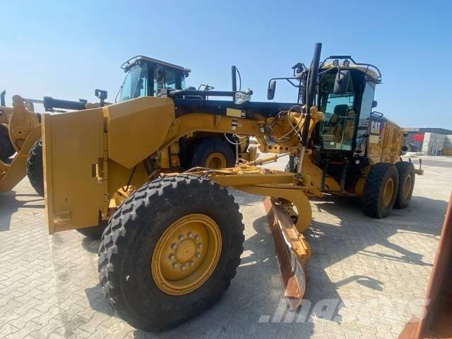 CAT 140M Vejhøvle / Gradere