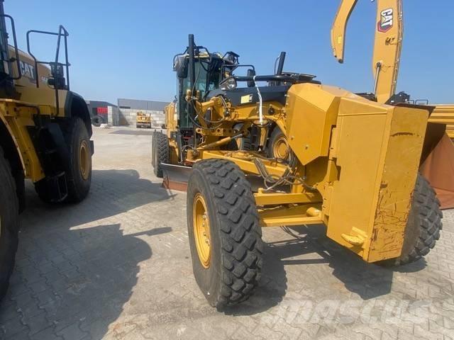 CAT 140M Vejhøvle / Gradere