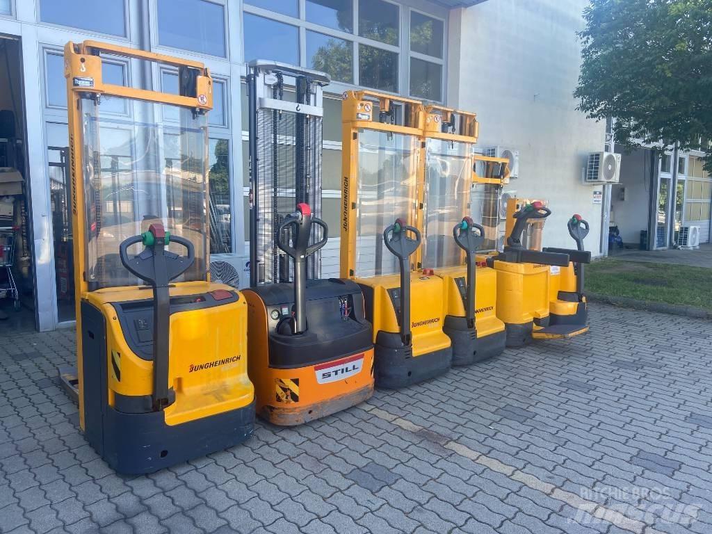 Jungheinrich EJC 110 Selvkørende stablere