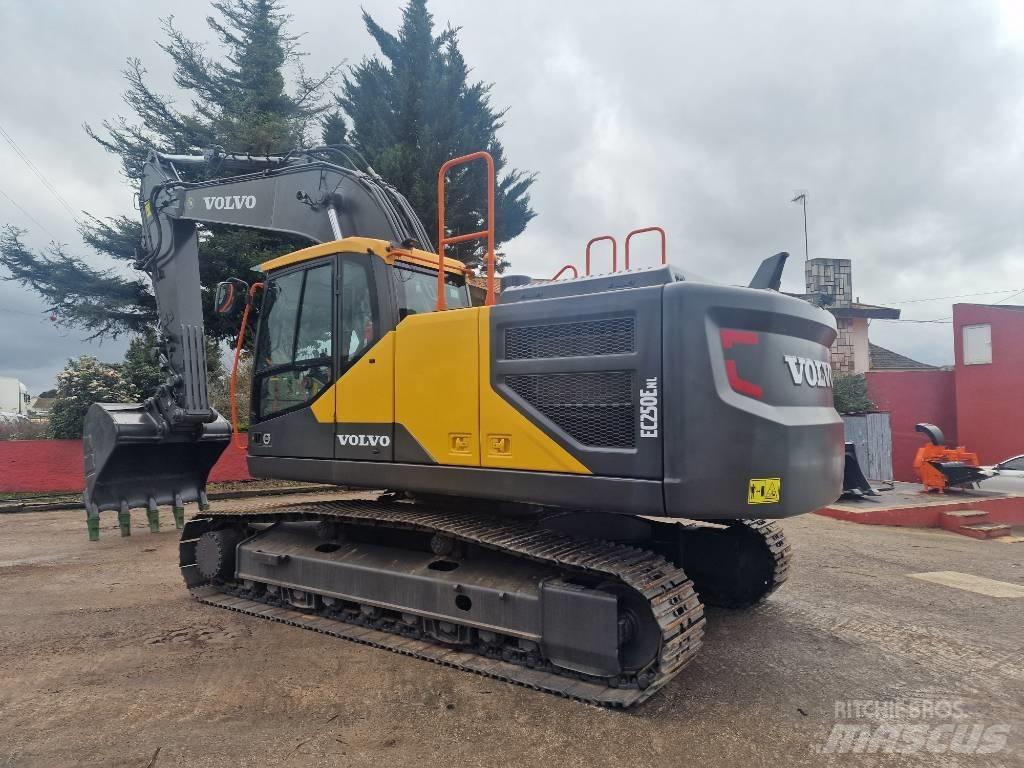 Volvo EC 250 ELN Gravemaskiner på larvebånd