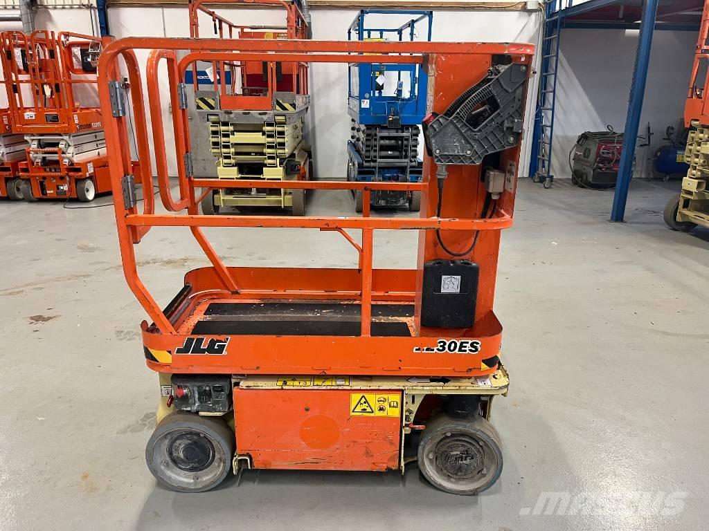JLG 1230 ES Søjlelifte