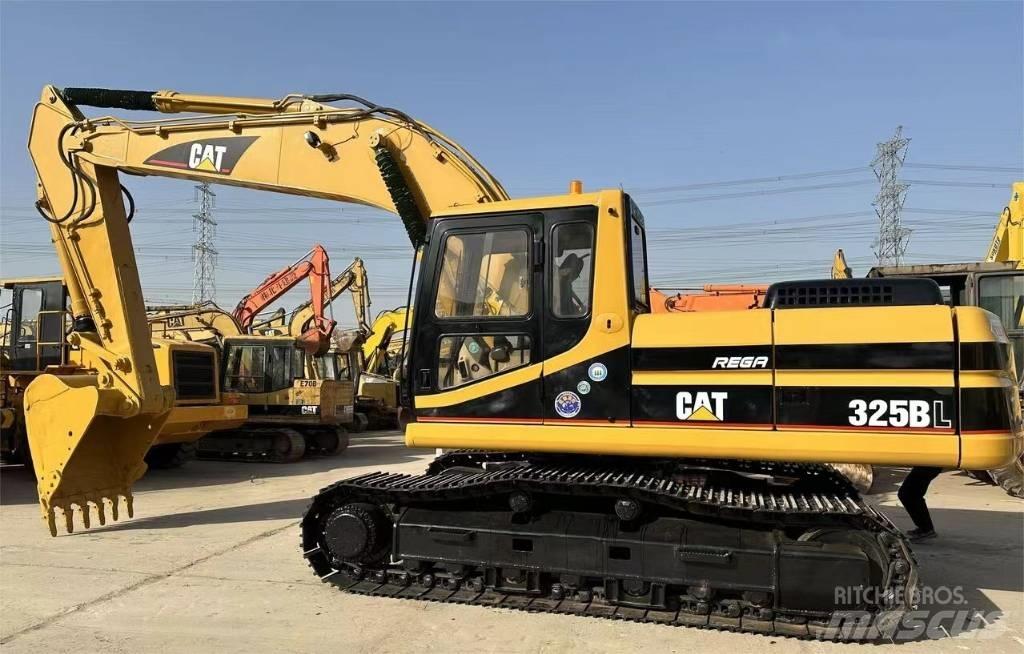 CAT 325 B Gravemaskiner på larvebånd