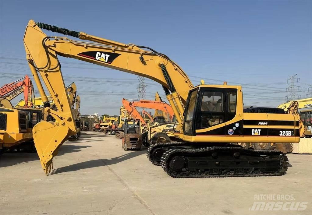 CAT 325 B Gravemaskiner på larvebånd