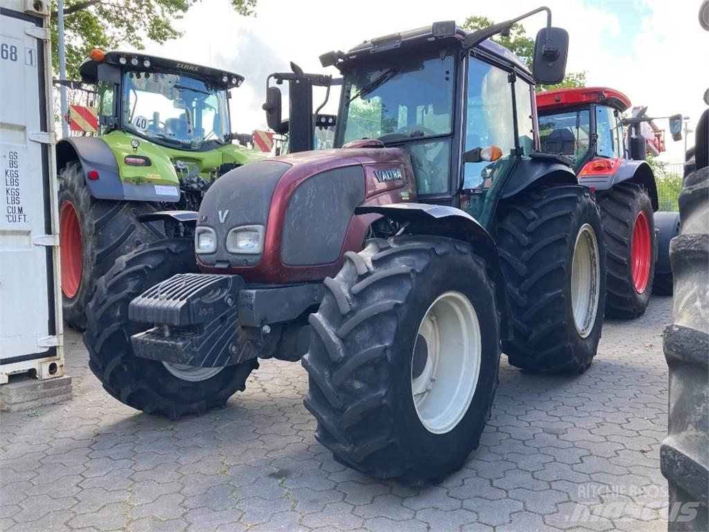 Valtra A93 Hi Tech Traktorer