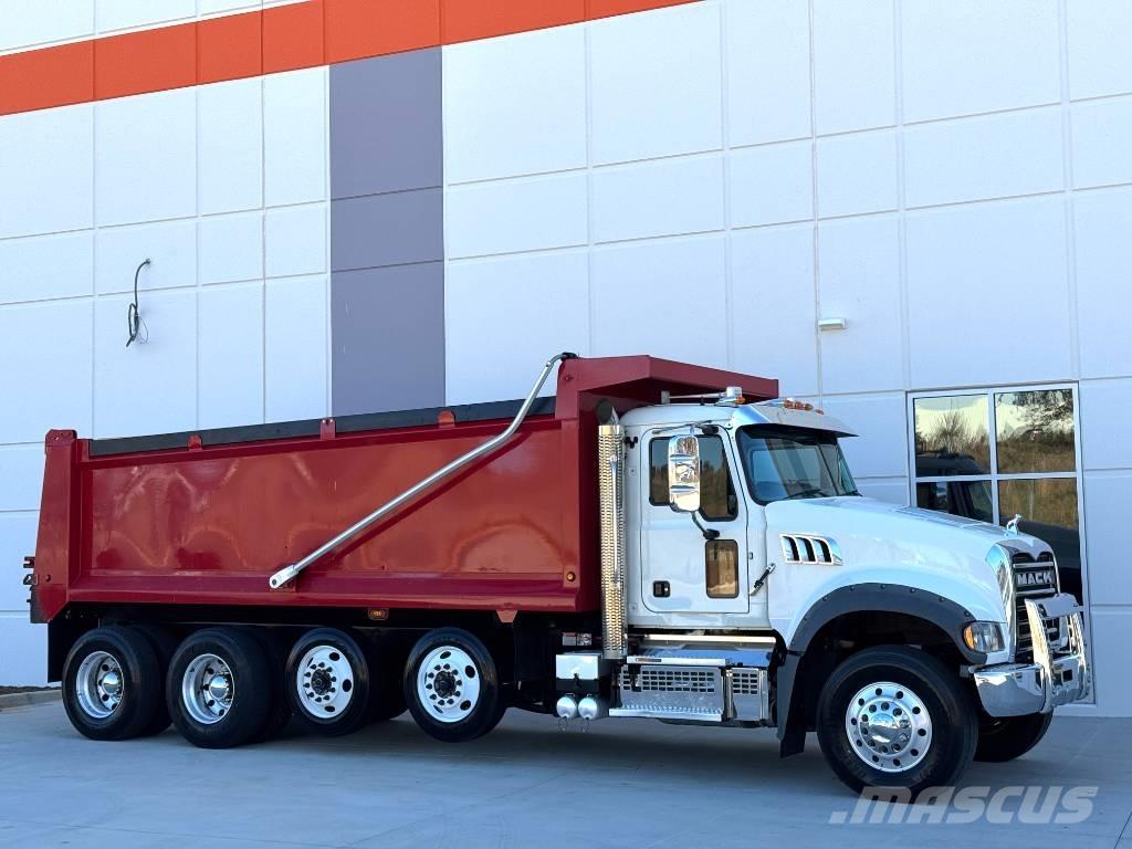 Mack Granite Lastbiler med tip