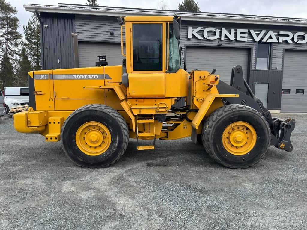 Volvo L 90 D Læssemaskiner på hjul