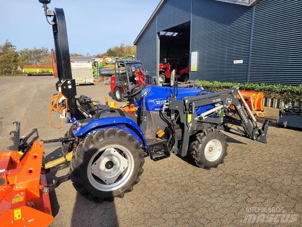 Farmtrac 25 G HST Kompakte traktorer