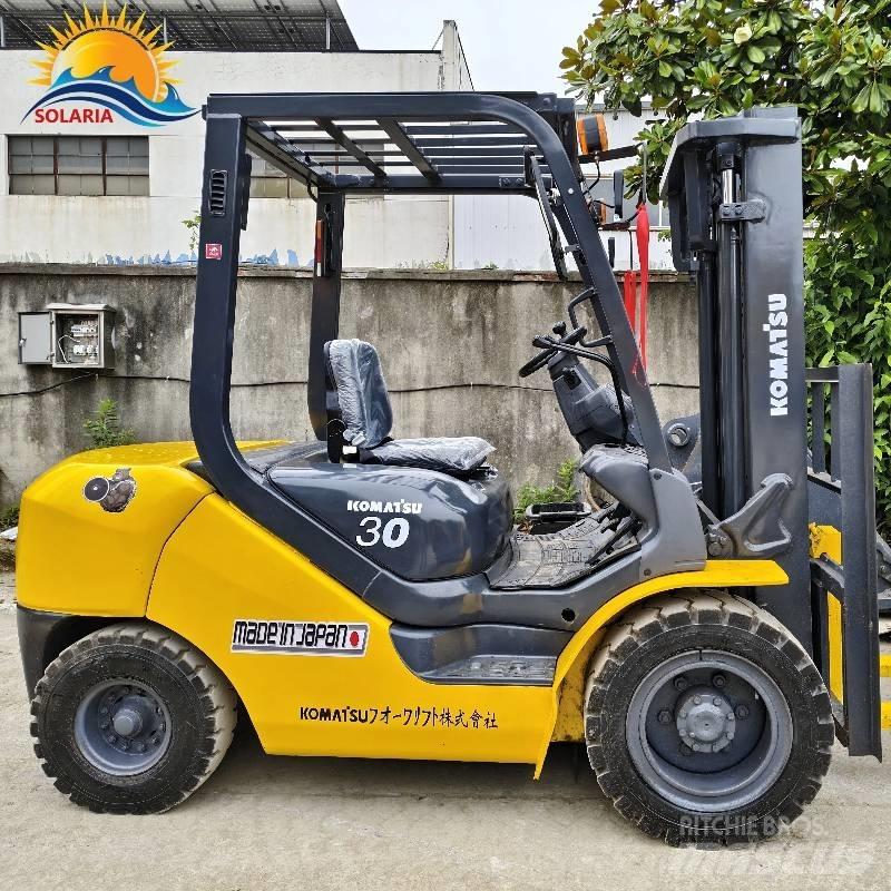 Komatsu 30 Diesel gaffeltrucks