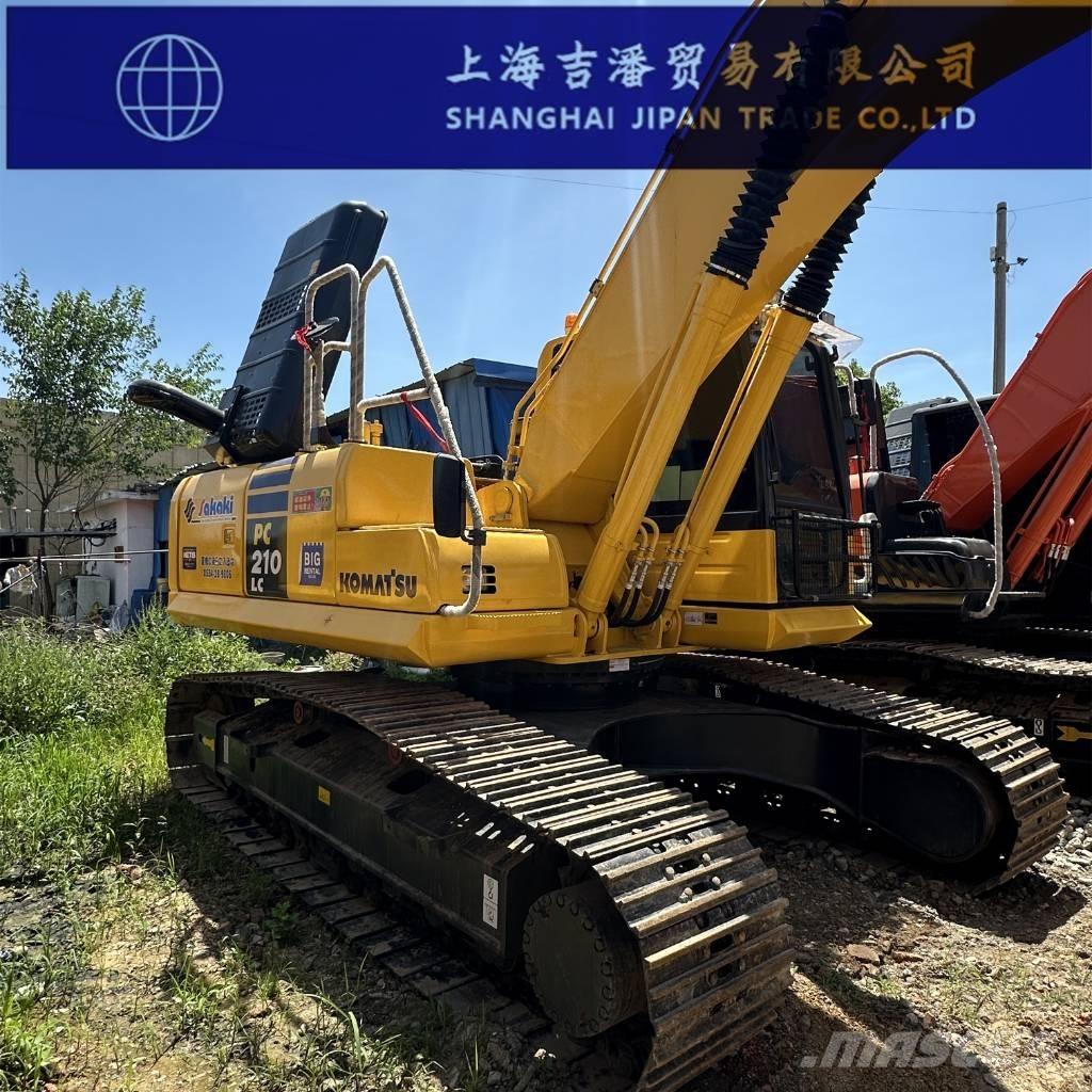 Komatsu PC 210 Gravemaskiner på larvebånd