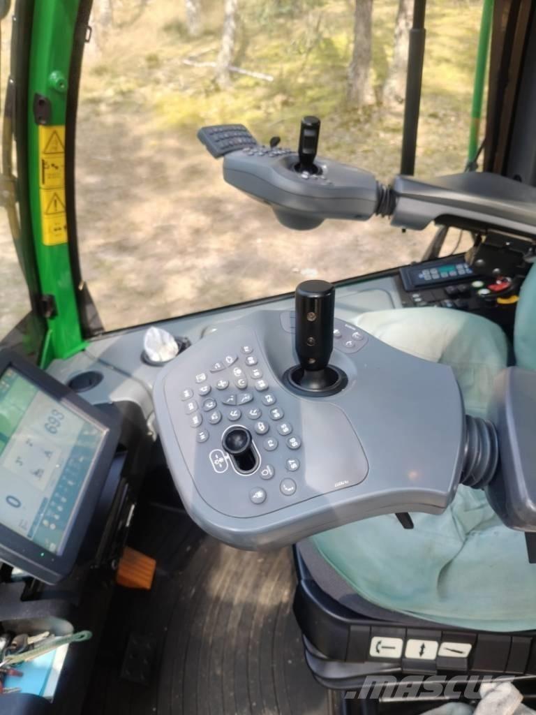 John Deere 1270 G Skovningsmaskiner