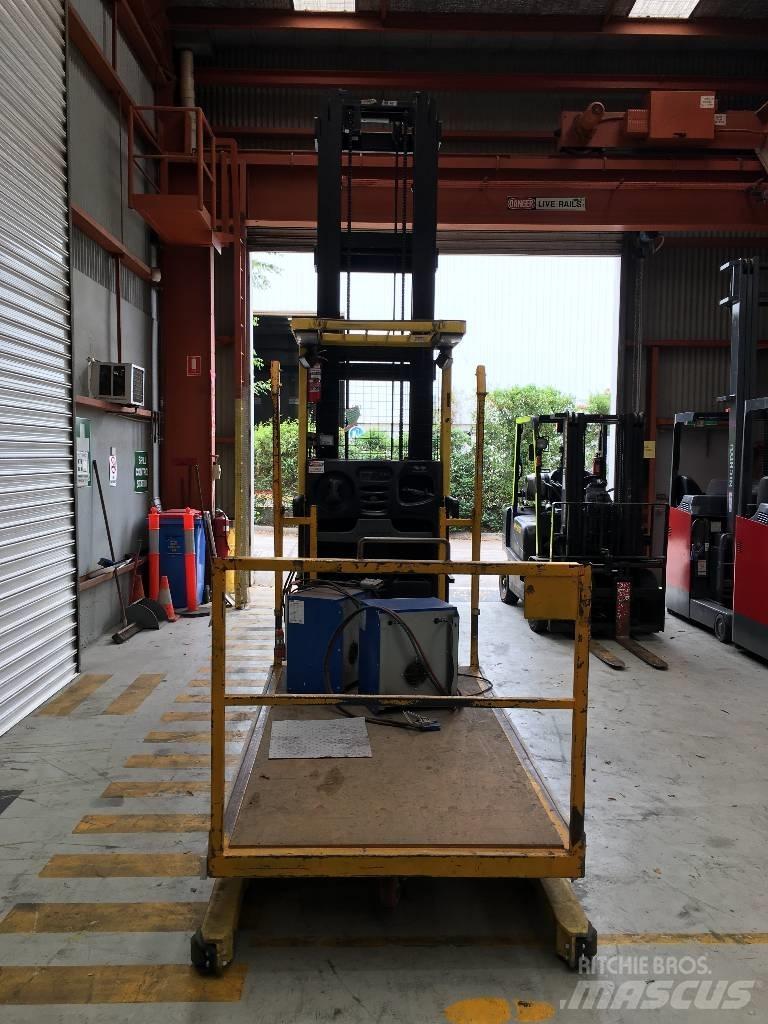 Hyster R30XMF3 Plukketruck, høj