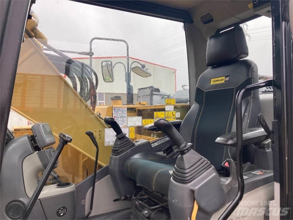 CAT 311 F L RR Gravemaskiner på hjul