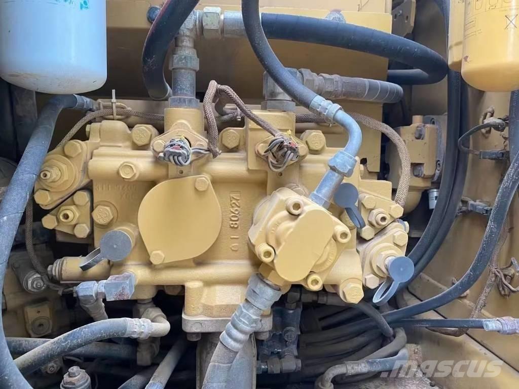 CAT 312D Midi-gravemaskiner 7t - 12t